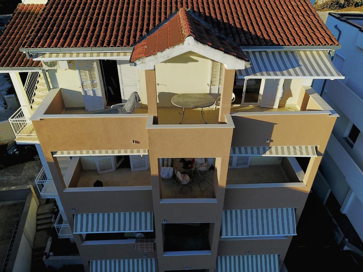 Apartments By The Sea Podgora, Makarska - 2615 Экстерьер фото